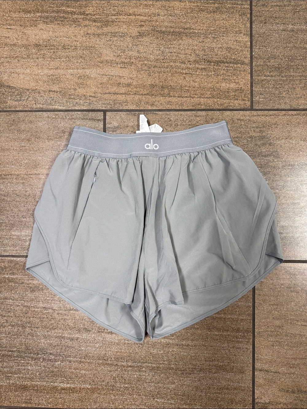 ALO Yoga Light Gray Athletic Running Shorts